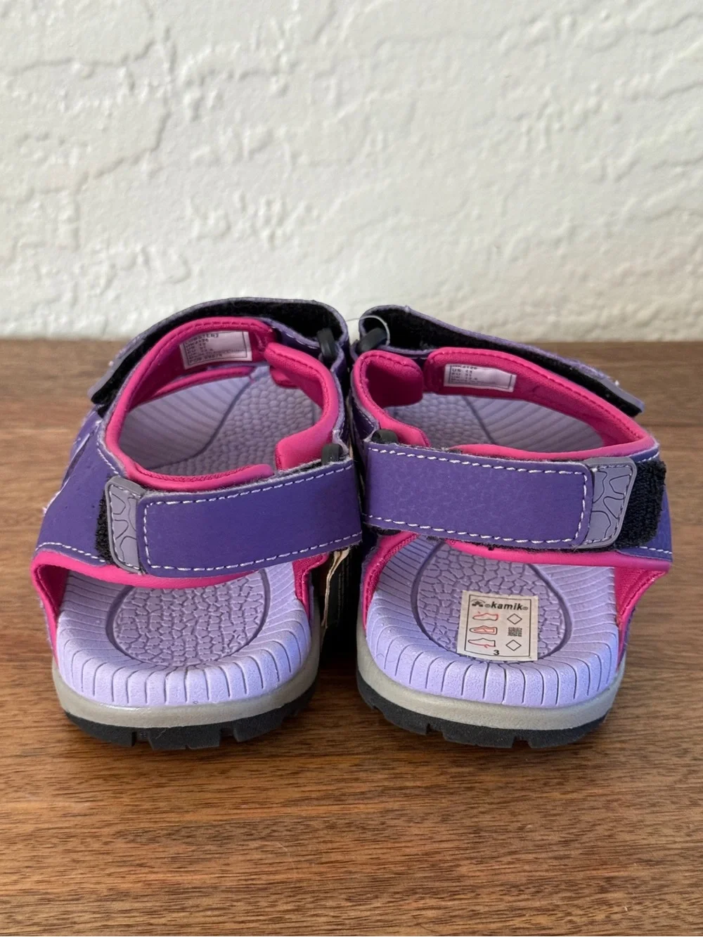 Kamik triple strap